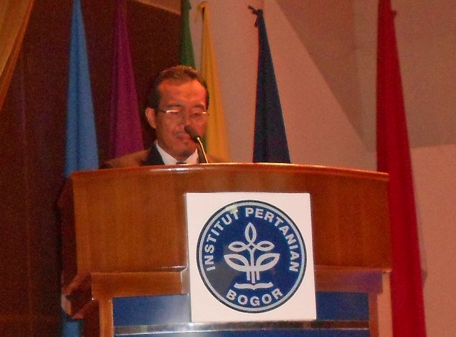 Paradigma Pembangunan Berbasis Pertanian tidak lagi Relevan 